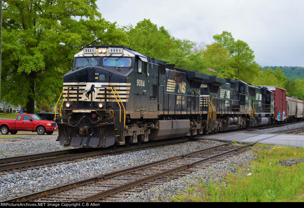 WB Mixed Freight